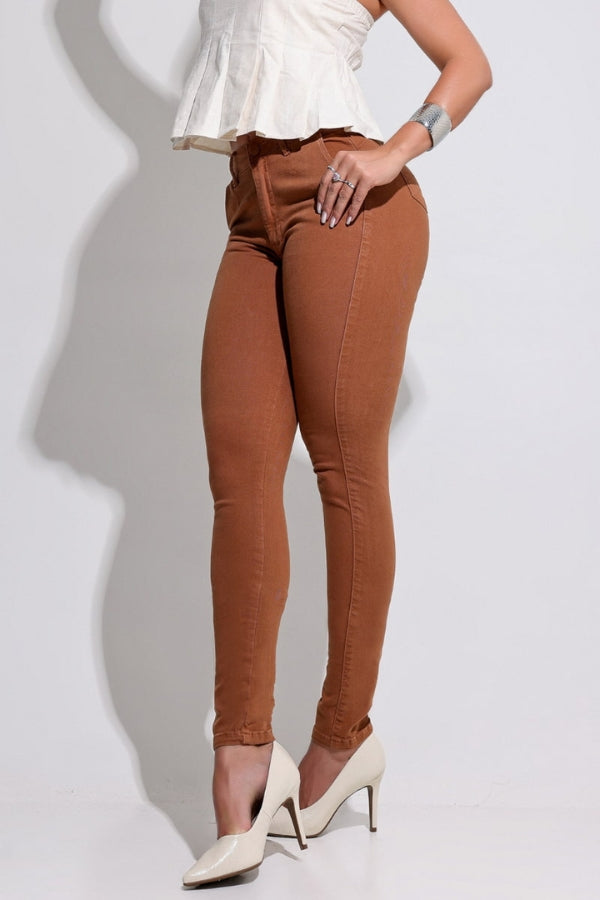 Calça Jeans Modeladora Mega Bumbum Marrom - CH641