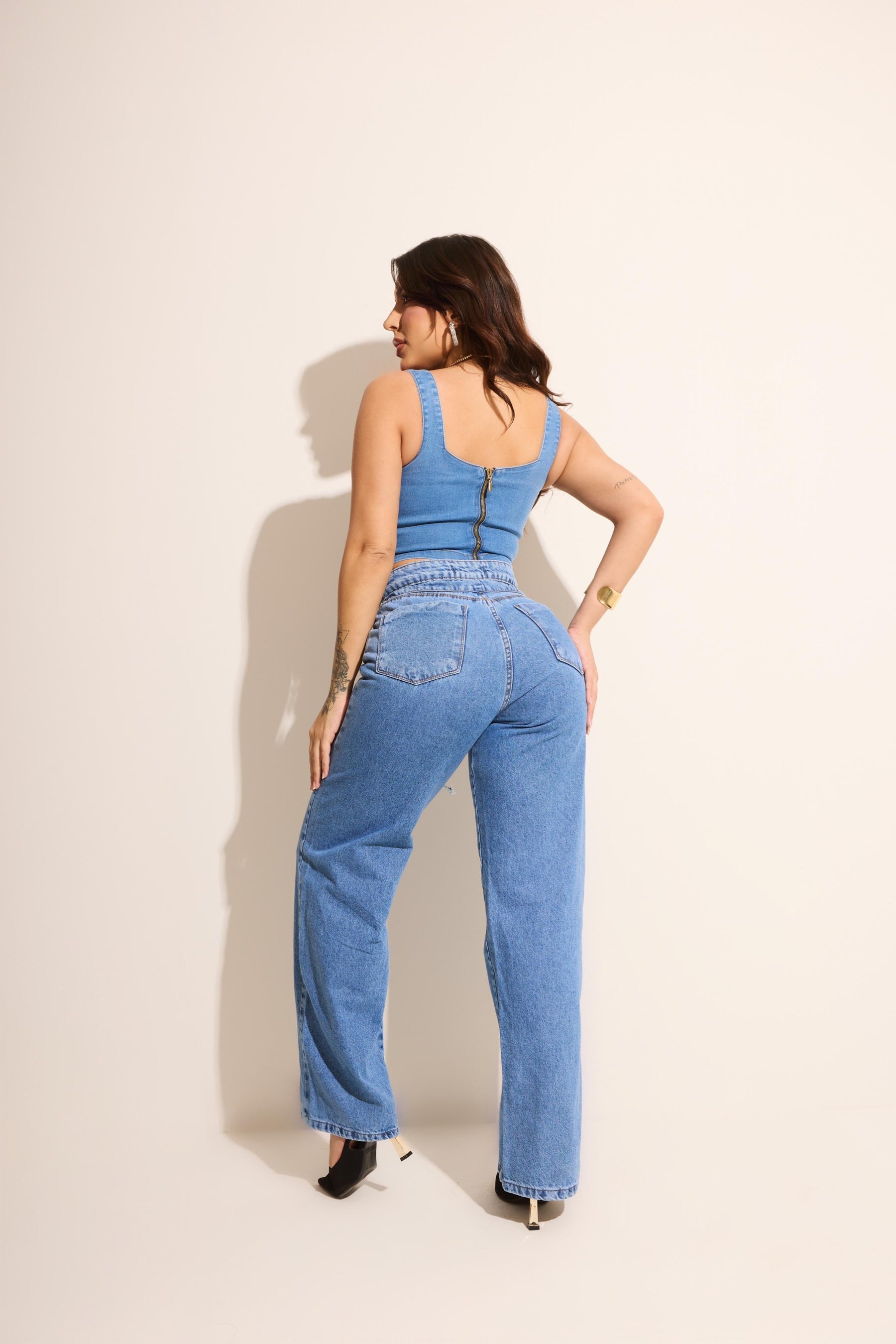 Calça Jeans Wide Leg Modern Denim com Regulagem na Cintura - FULL