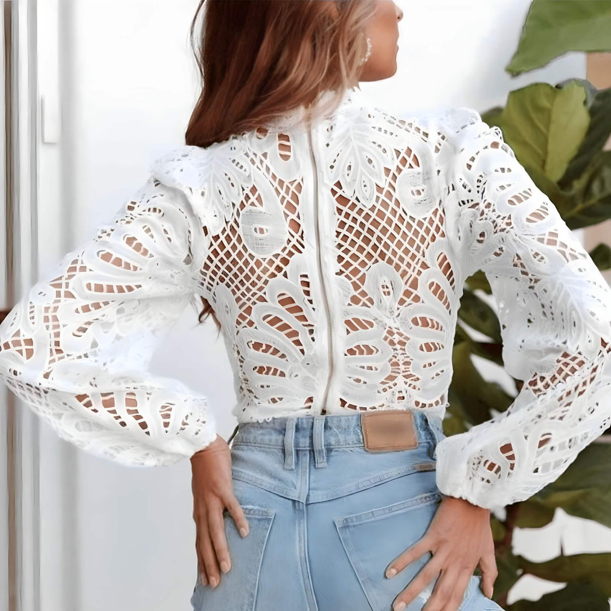 Blusa Cropped de Renda Jasper