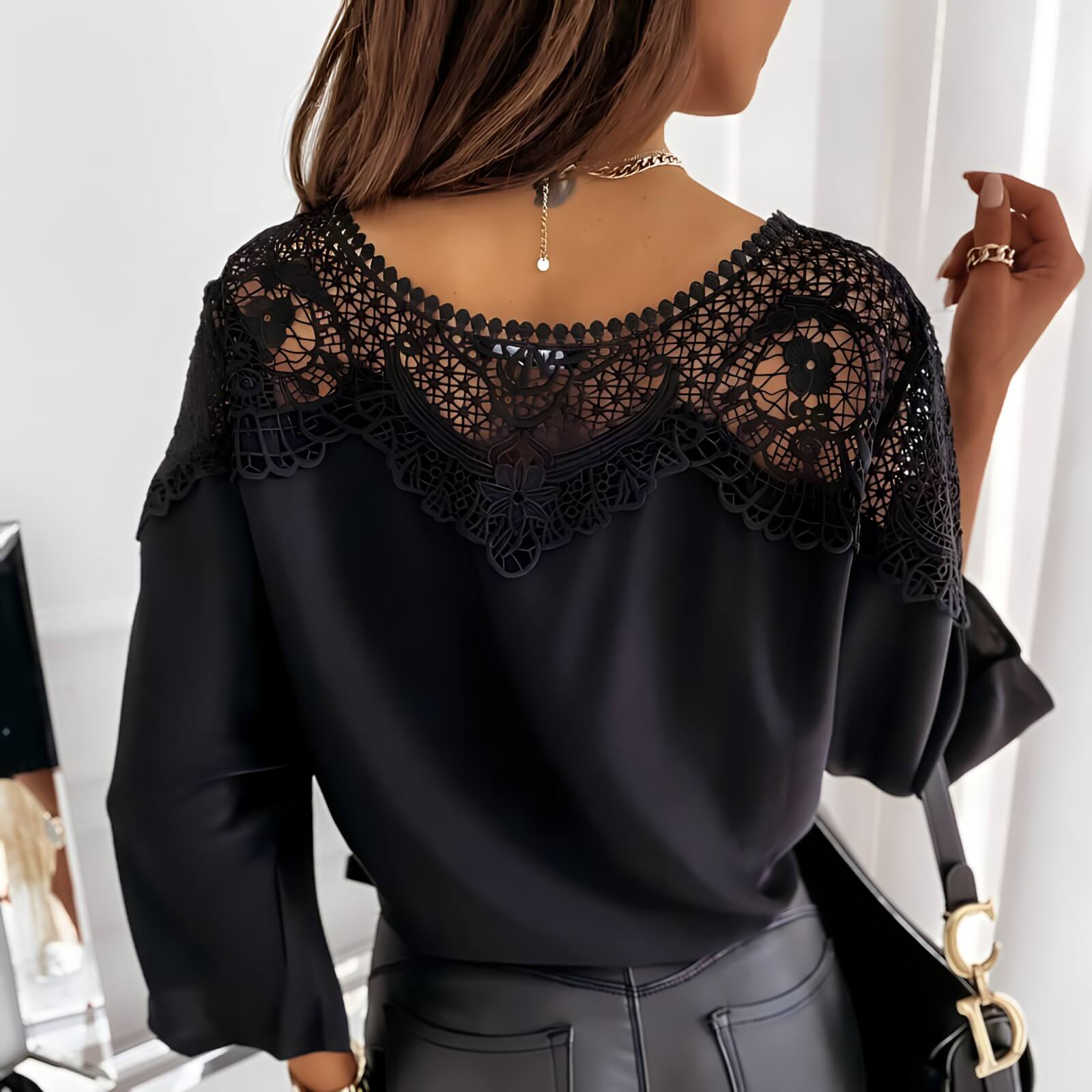 Blusa com Detalhes Crocheter