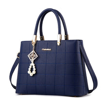 Bolsa Feminina em Couro Genuíno - Janevive