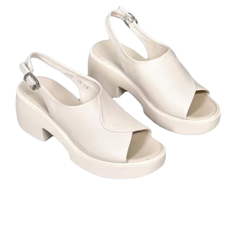 Sandália Confortável de Plataforma com Traseira