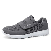 Tênis Pés Largos Respirável com Velcro