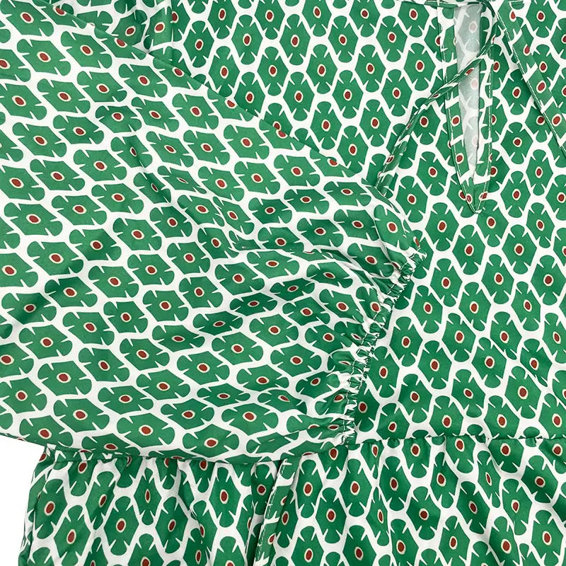 Vestido Mídi e Saia de Camadas Bolgar