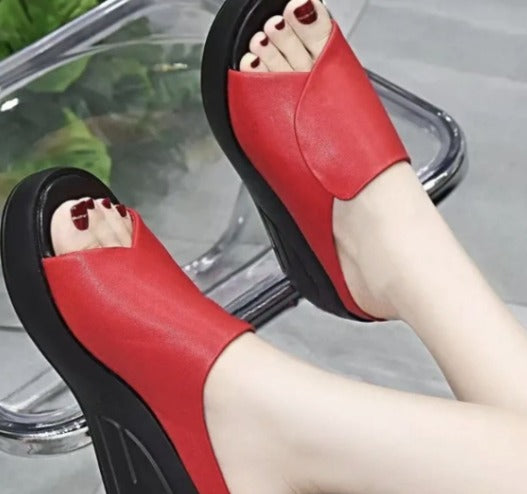 Sandália Confortável de Plataforma + Bolsa