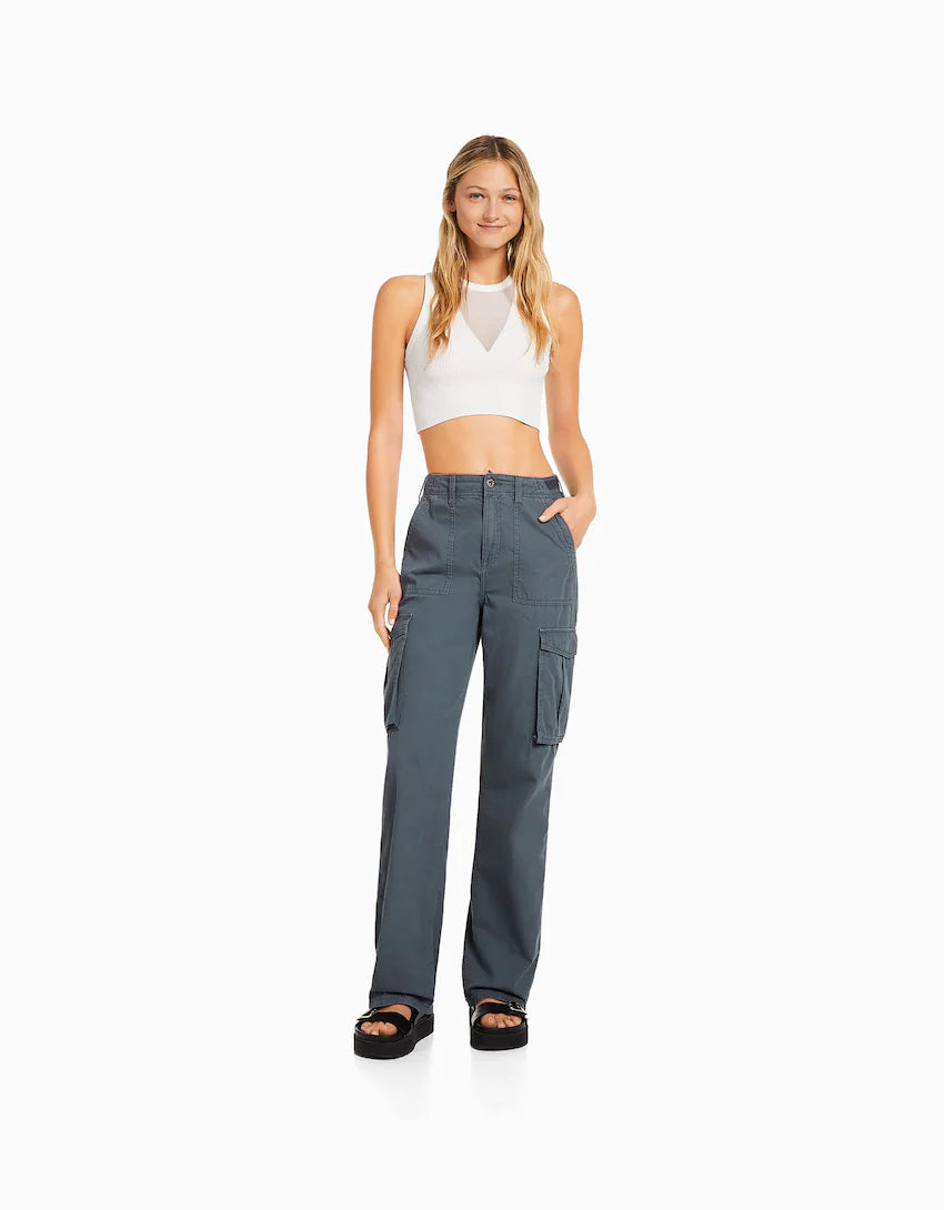 Calça Cargo Feminina - Afine e Modele o Seu Corpo